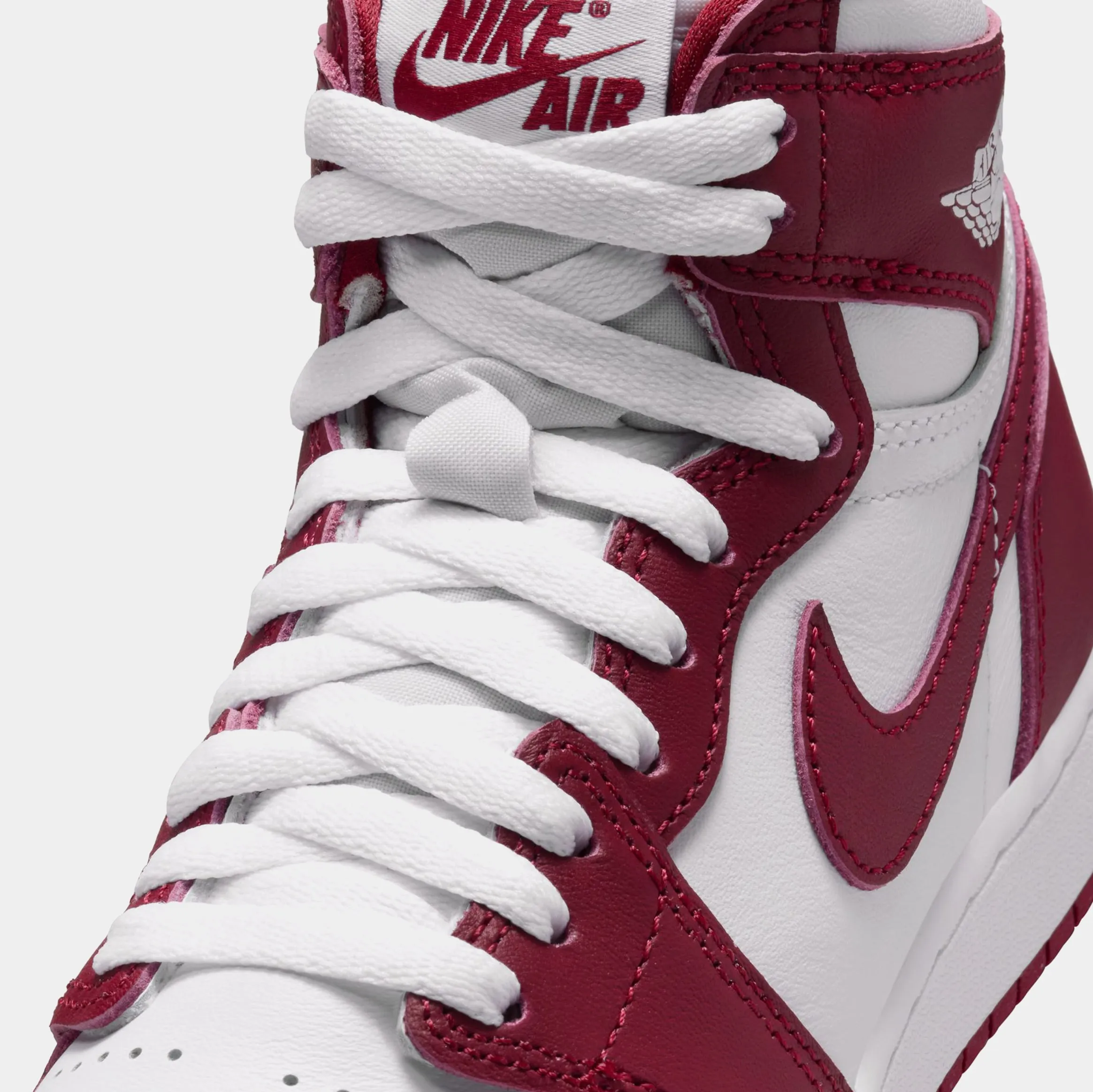 Air Jordan 1 Retro High OG Artisanal Red Grade School Lifestyle Shoes (White/Team Red)