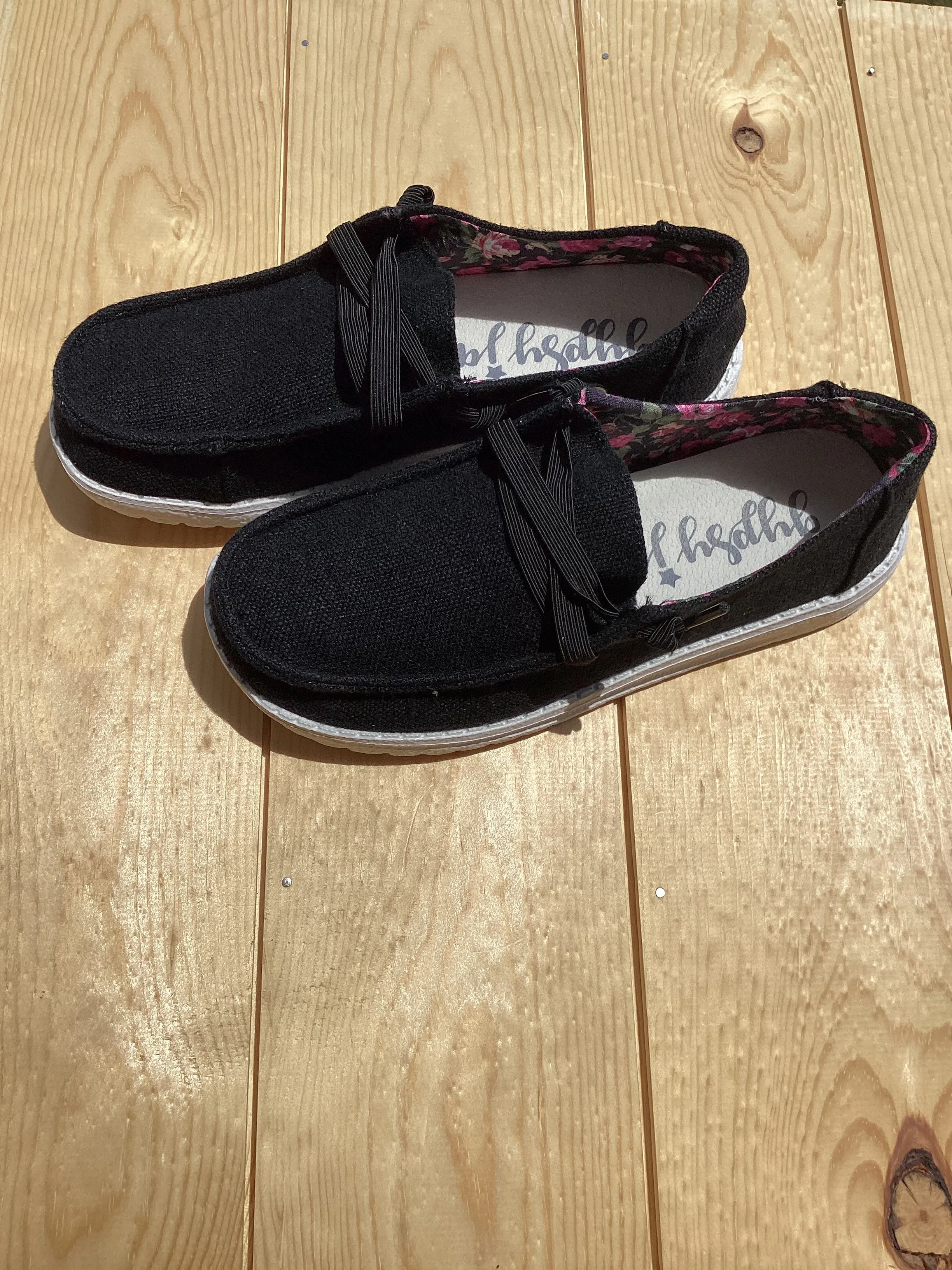 Gypsy Jazz "Holly 6" Black Slip-on Shoes